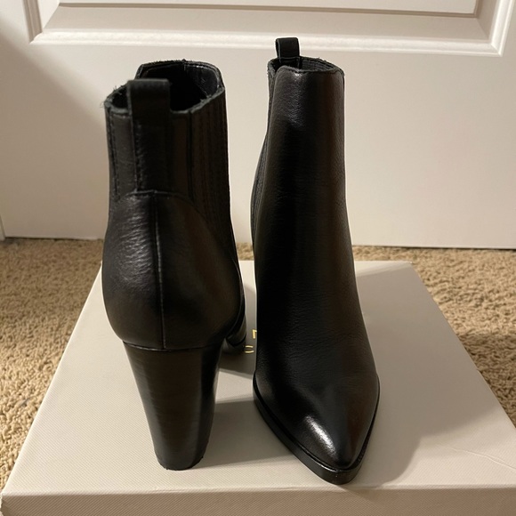 Marc Fisher LTD Alva Pointy Toe Bootie - Picture 4 of 7